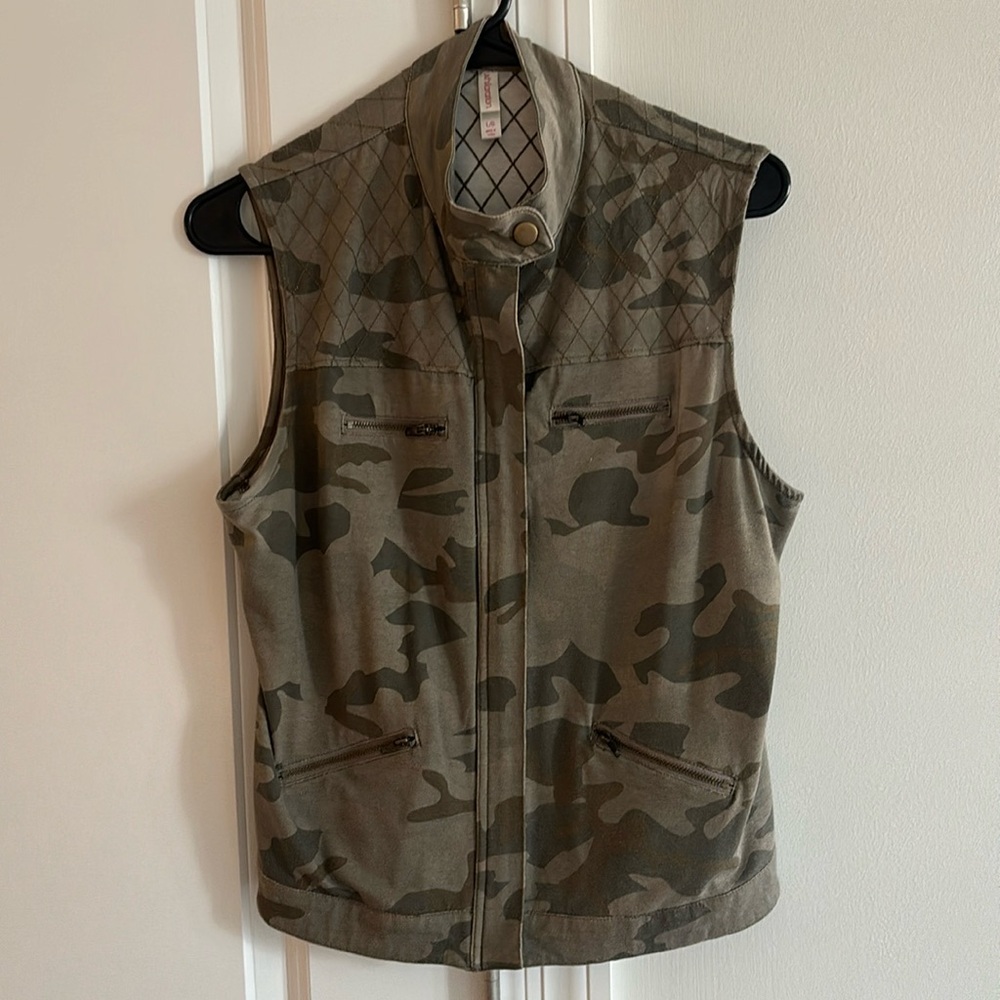 Camo Vest